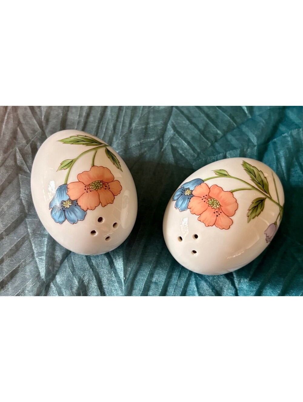 Vintage Floral Porcelain Salt Pepper Shakers Egg Shape Pink Blue Flowers